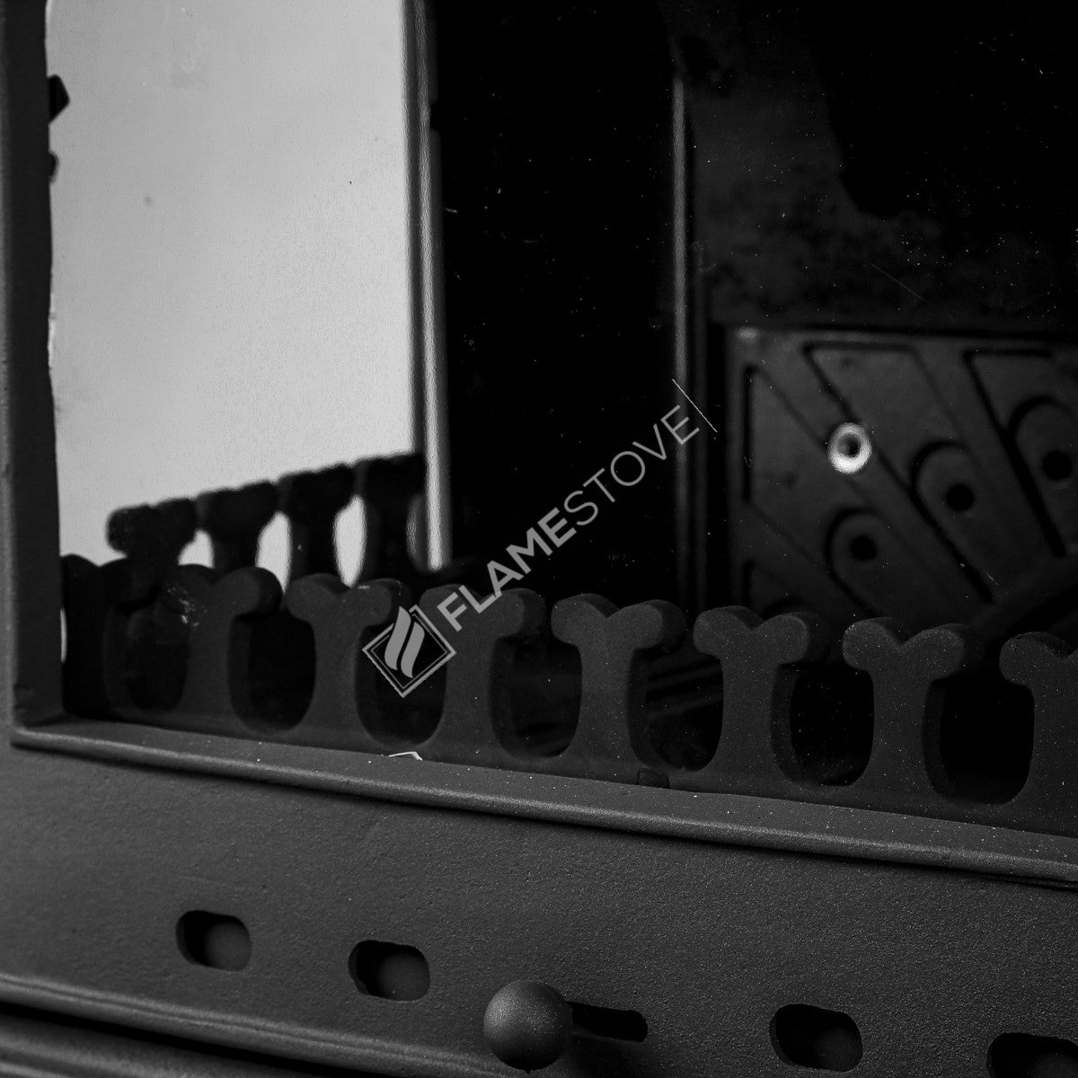 Altara Lux Style Döküm Soba: Yüksek Verimli, Çift Yanmalı, Odunluklu, A Enerji Sınıfı