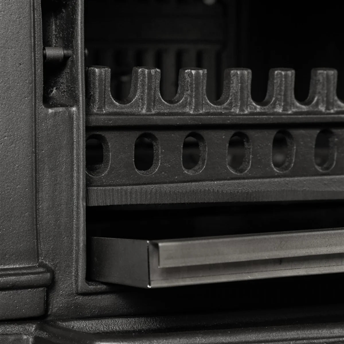 FS-011YKST Sirius Maxi Style YK Odunluklu Fırınlı 4 Camlı Döküm Soba | Yüksek Verimli Odun & Kömür Sobası, Schott Robax Camlı, Çift Yanmalı, 18.21 kW