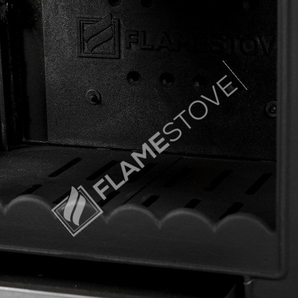 Modena Lux 3 Camlı Döküm Soba: Yüksek Verimli, Kül Boşaltmalı, 8 kW