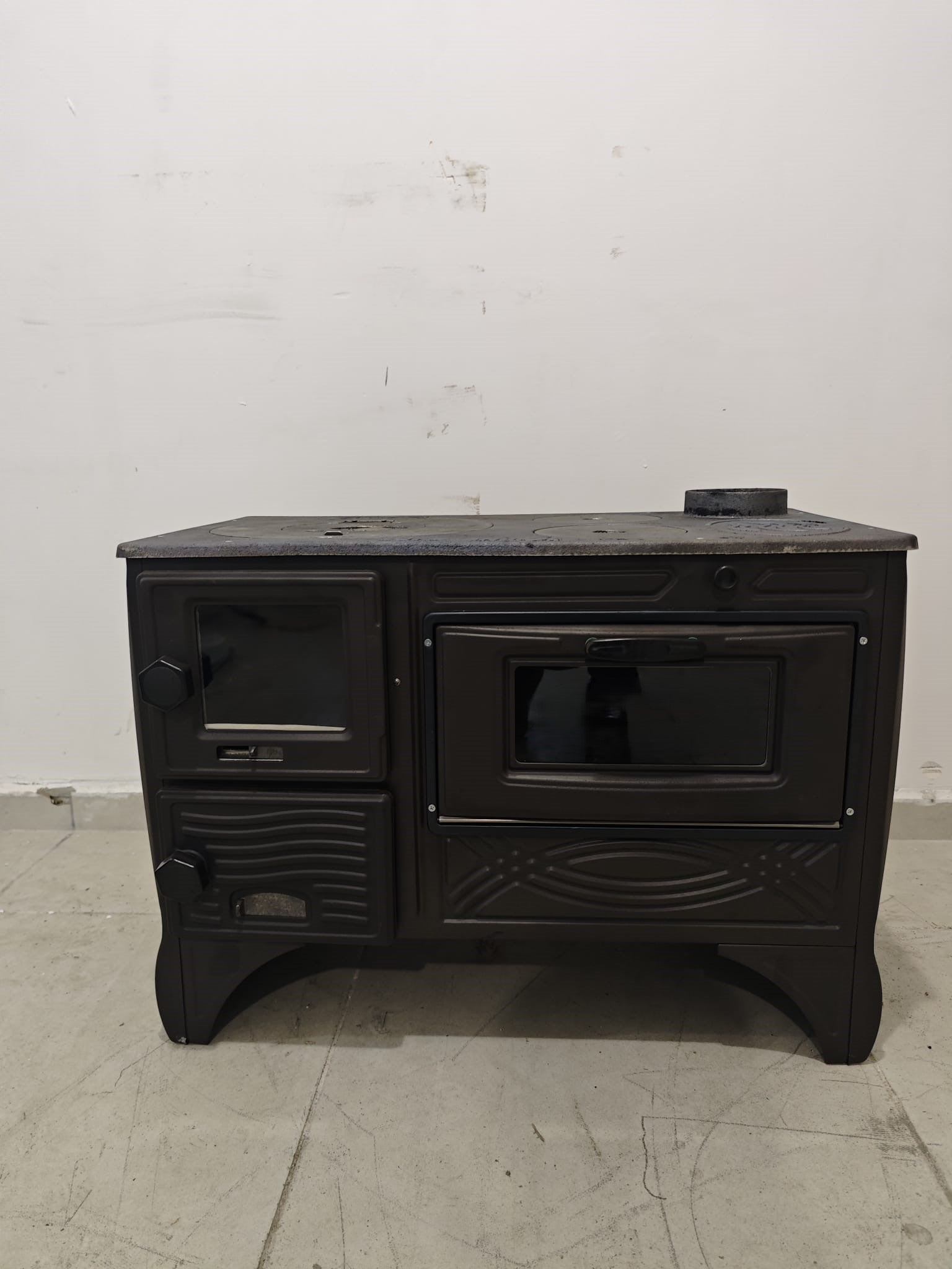 FS-315 | 40'LIK DÖKÜM KUZİNE SOBA |