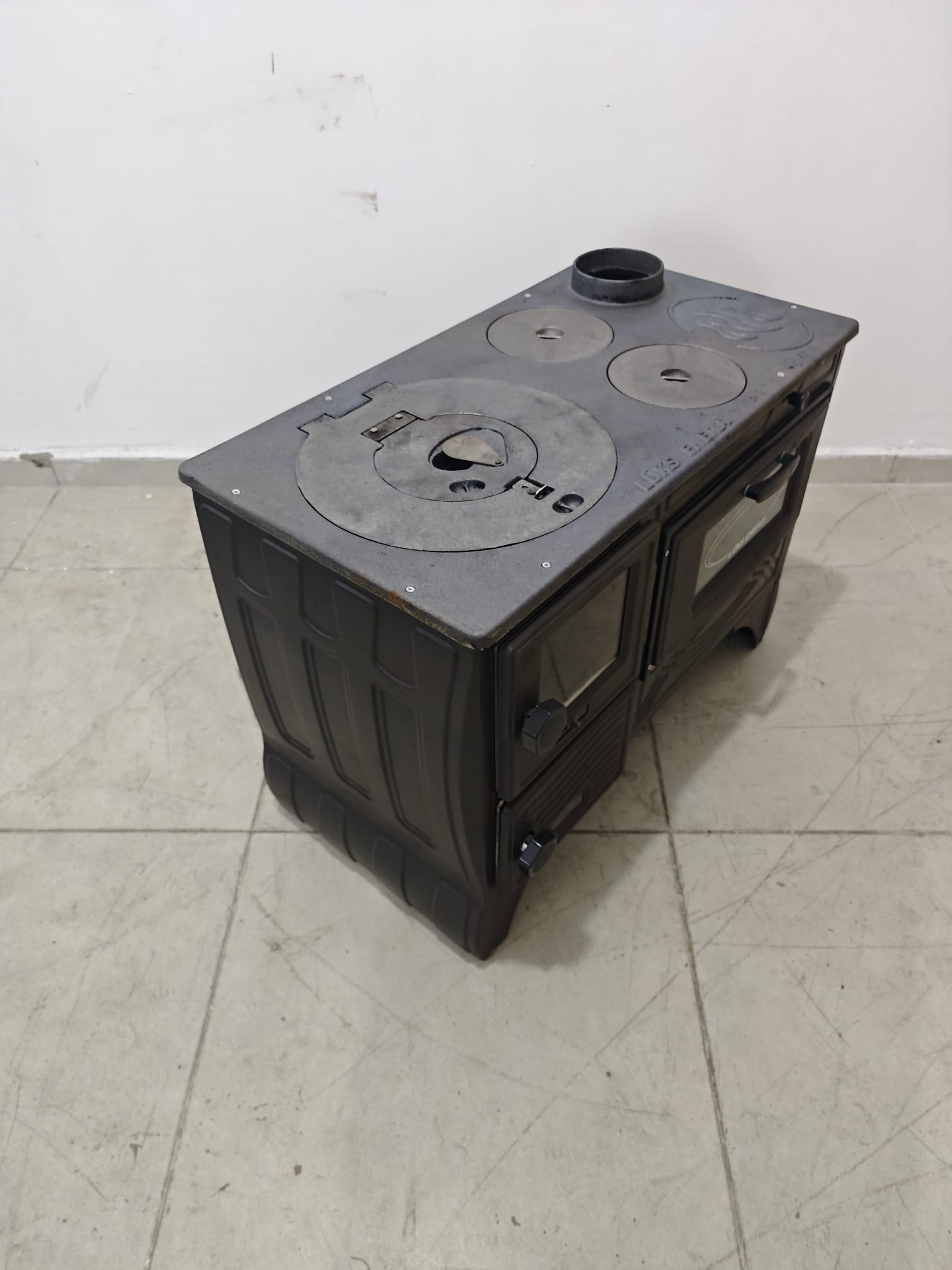 FS-315 | 40'LIK DÖKÜM KUZİNE SOBA |