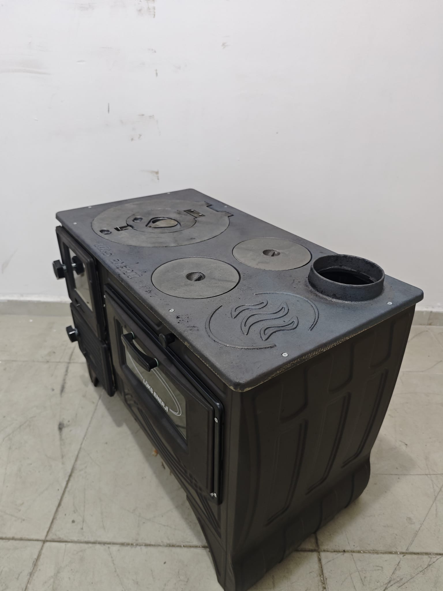 FS-315 | 40'LIK DÖKÜM KUZİNE SOBA |