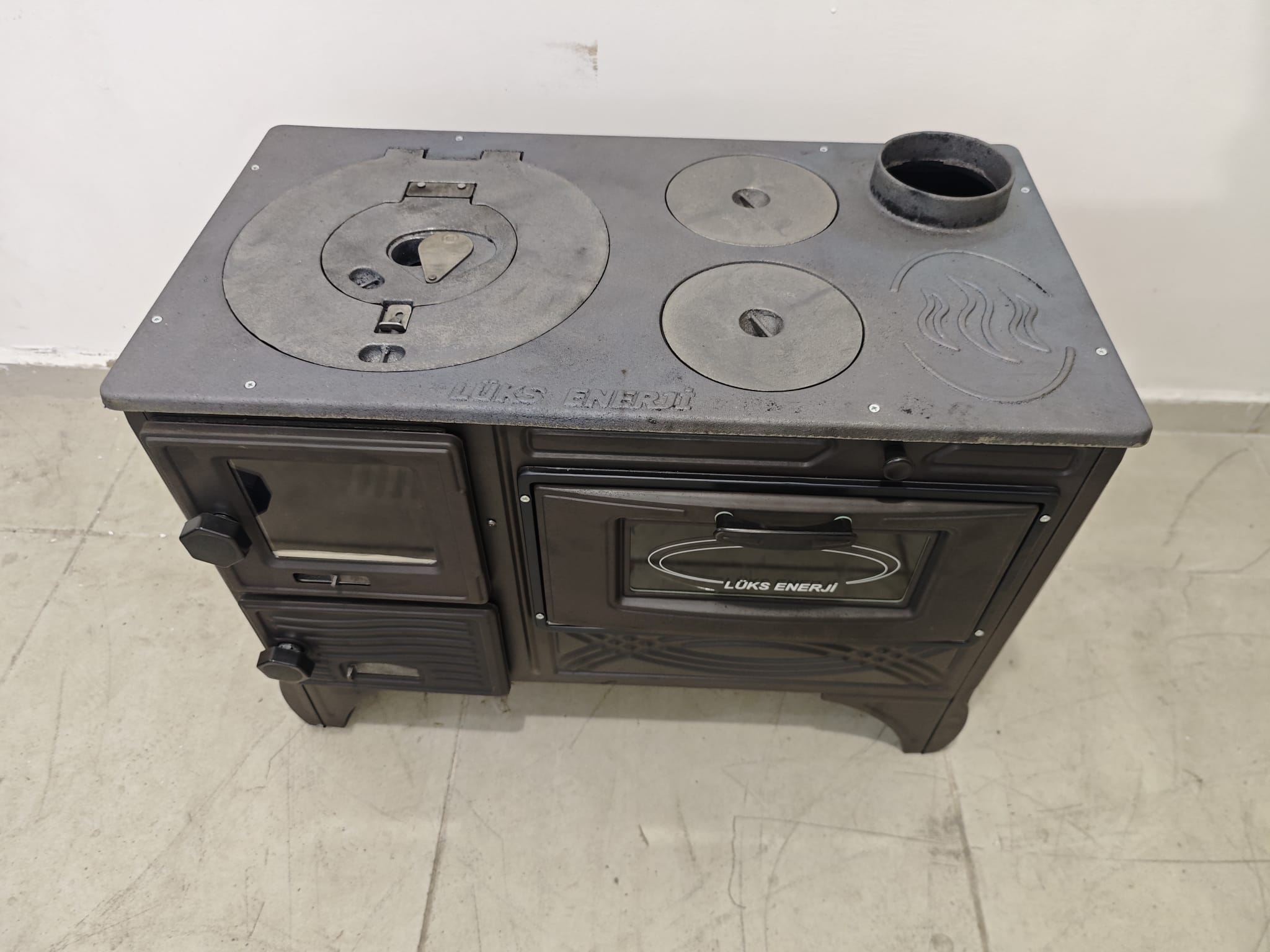 FS-315 | 40'LIK DÖKÜM KUZİNE SOBA |