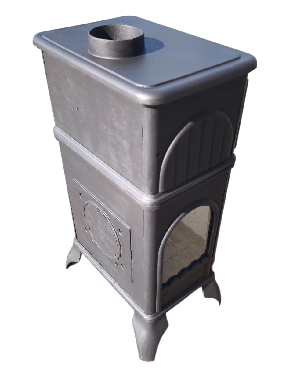 Flame Stove Modena Lüx FS-024AK fırınlı döküm soba, şık tasarımı ve güçlü performansıyla kış aylarında sıcacık bir ortam sağlar.