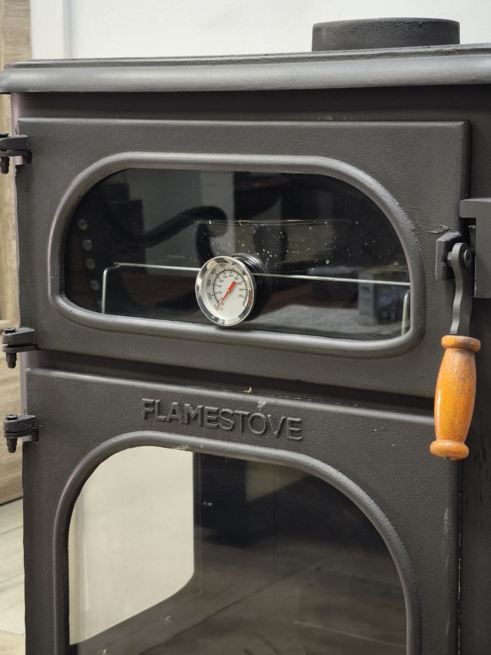 Flame Stove FS-224 Pelletmix Lüks Gurme: Çok Yakıtlı 3 Camlı Kuzineli Soba FS-224