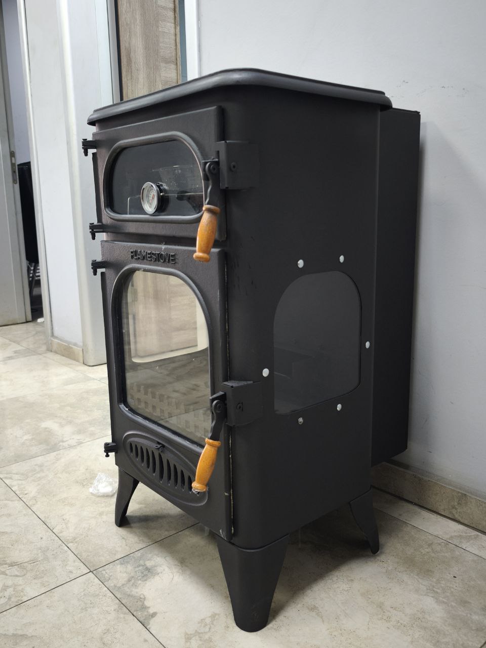 FS-224 Flame Stove Pelletmix Lüks Gurme: Çok Yakıtlı 3 Camlı Kuzineli Soba