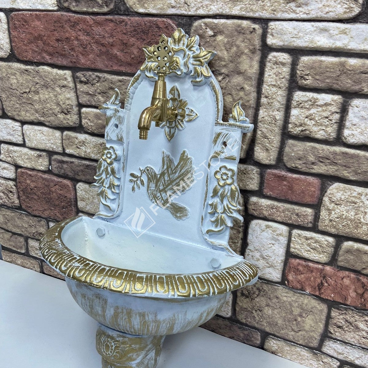 Kuş Desenli Beyaz Alüminyum Bahçe Çeşmesi, Pirinç Musluklu, Dayanıklı Dış Mekan