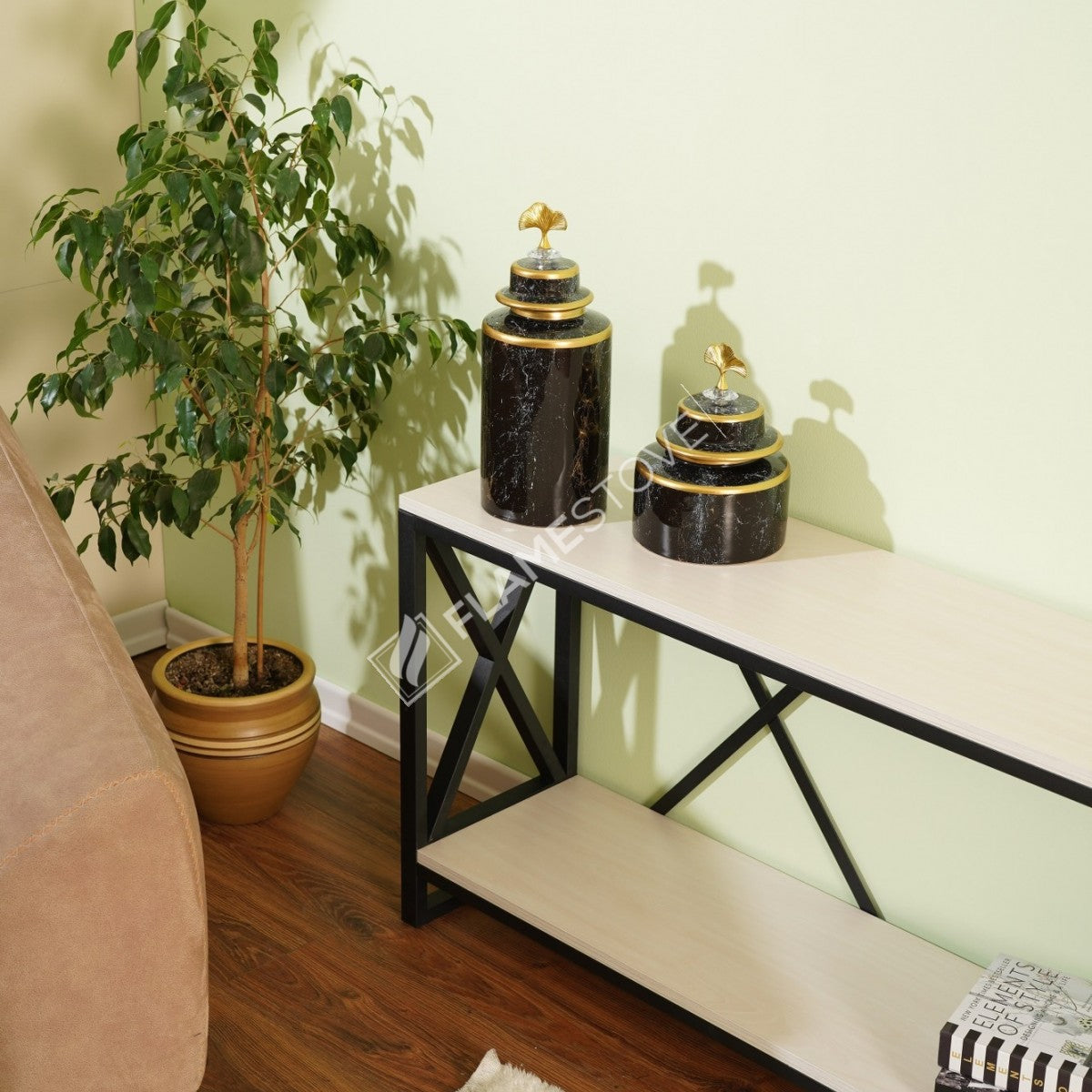 Modern Çok Amaçlı Beyaz Ahşap TV Ünitesi Konsol Metal İskeletli Şık Tasarım