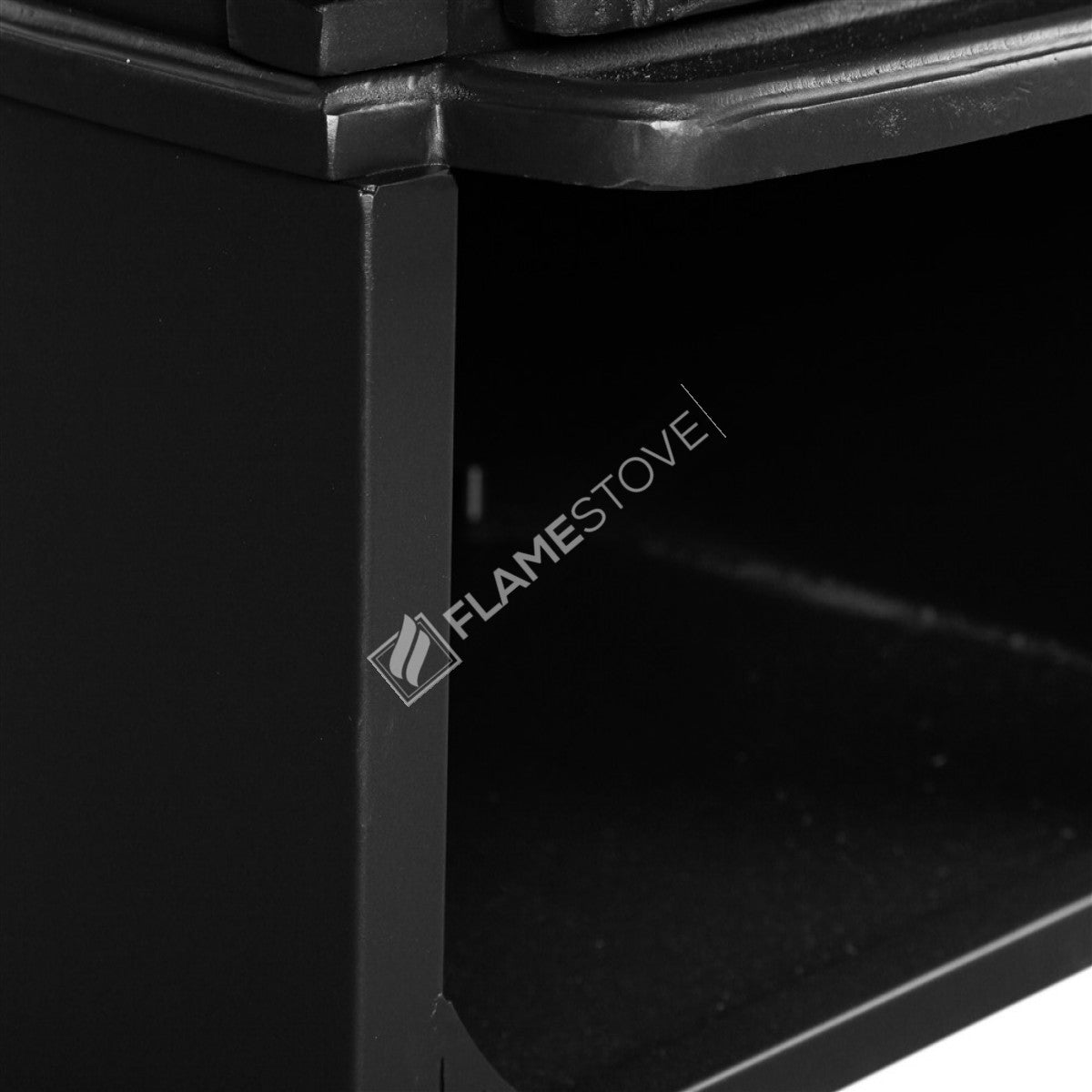 Sirius Ultra Yan Kapaklı Odun Hazneli Döküm Soba, Yüksek Verimli Isıtma Çözümü