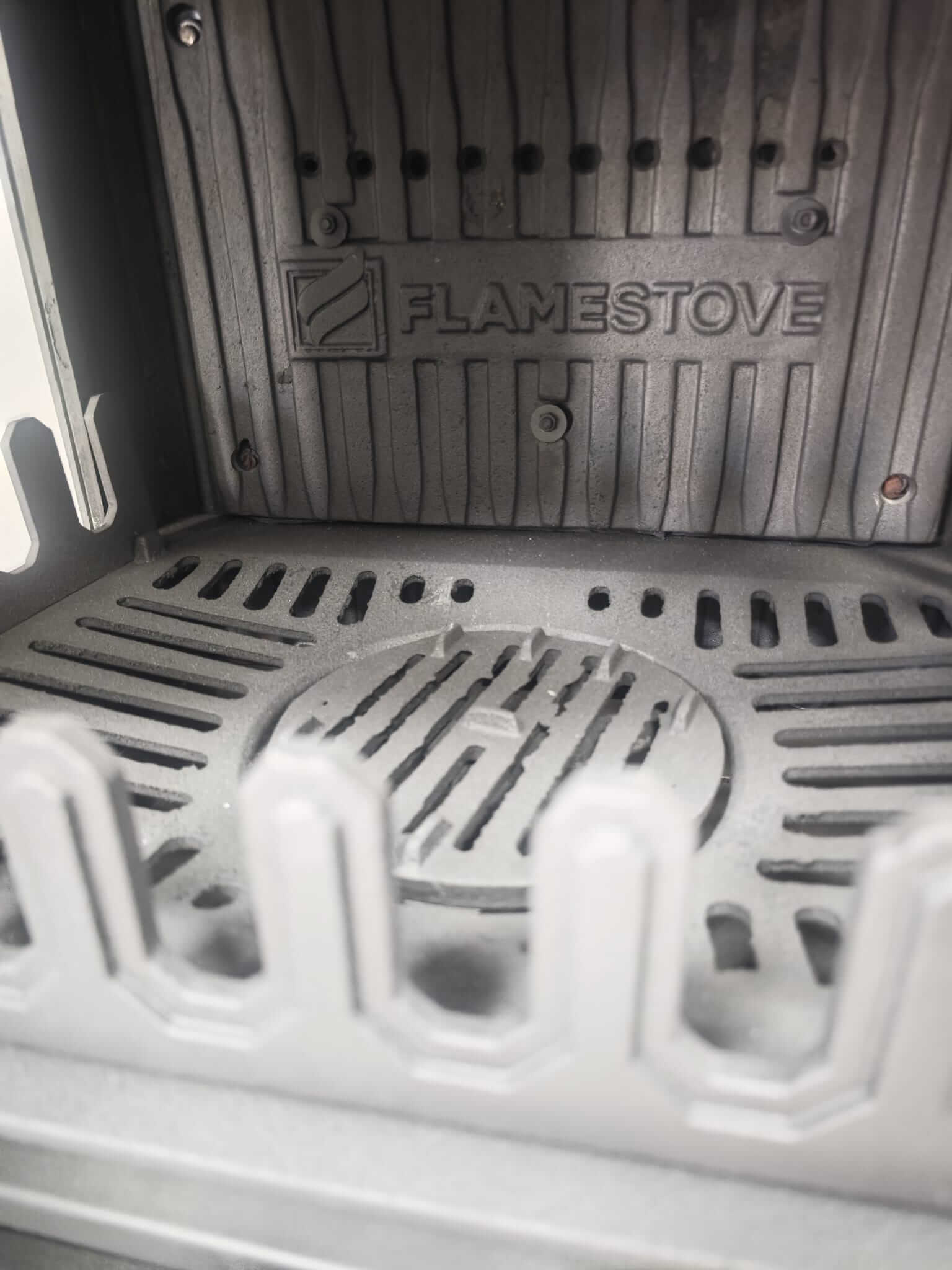  Fırınlı Döküm Soba Sirius Midi Yan Kapaklı –FS 71YK