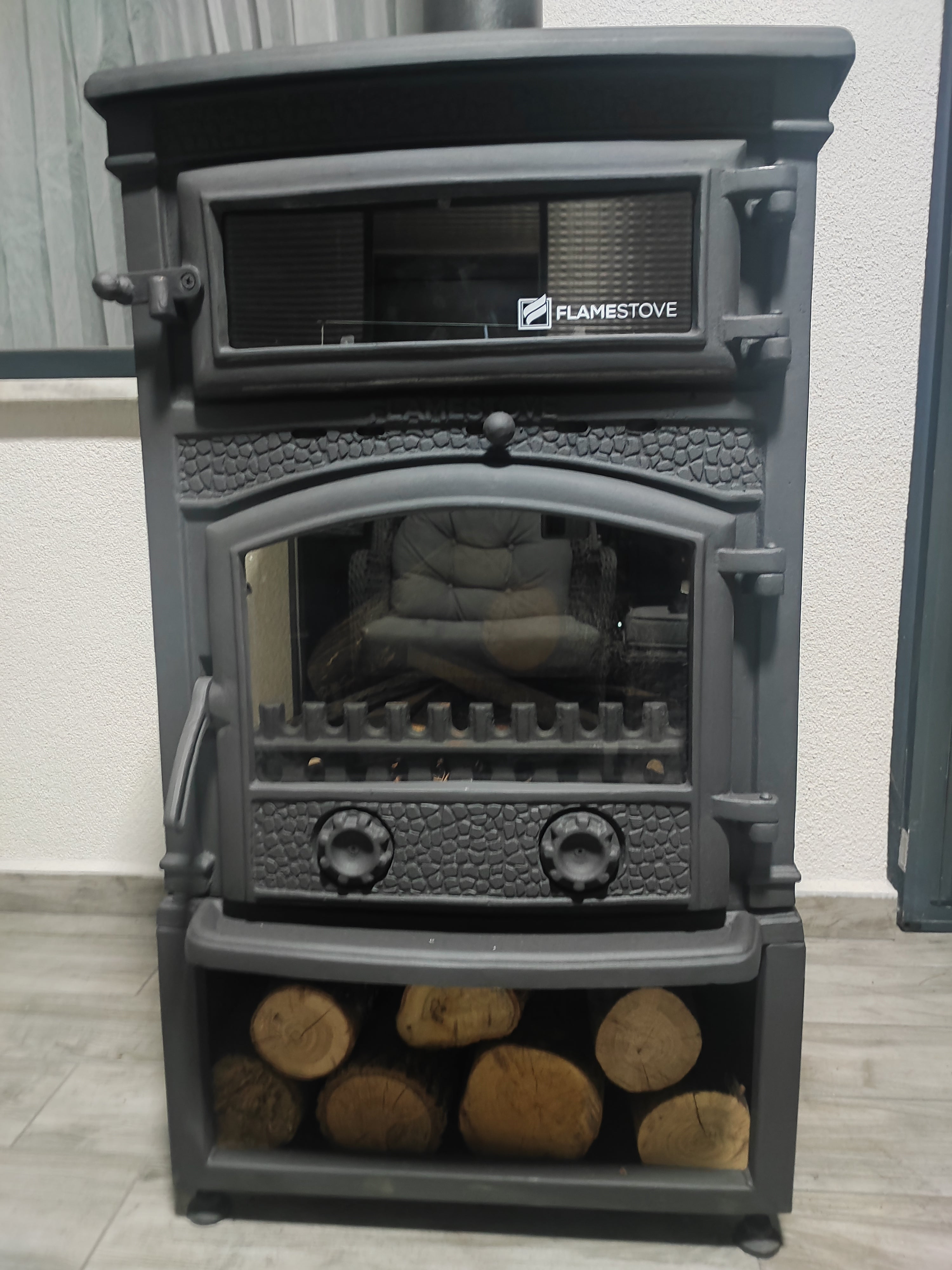 Sirius Maxi Style Fırınlı Odun Hazneli Döküm Soba FS-011ST