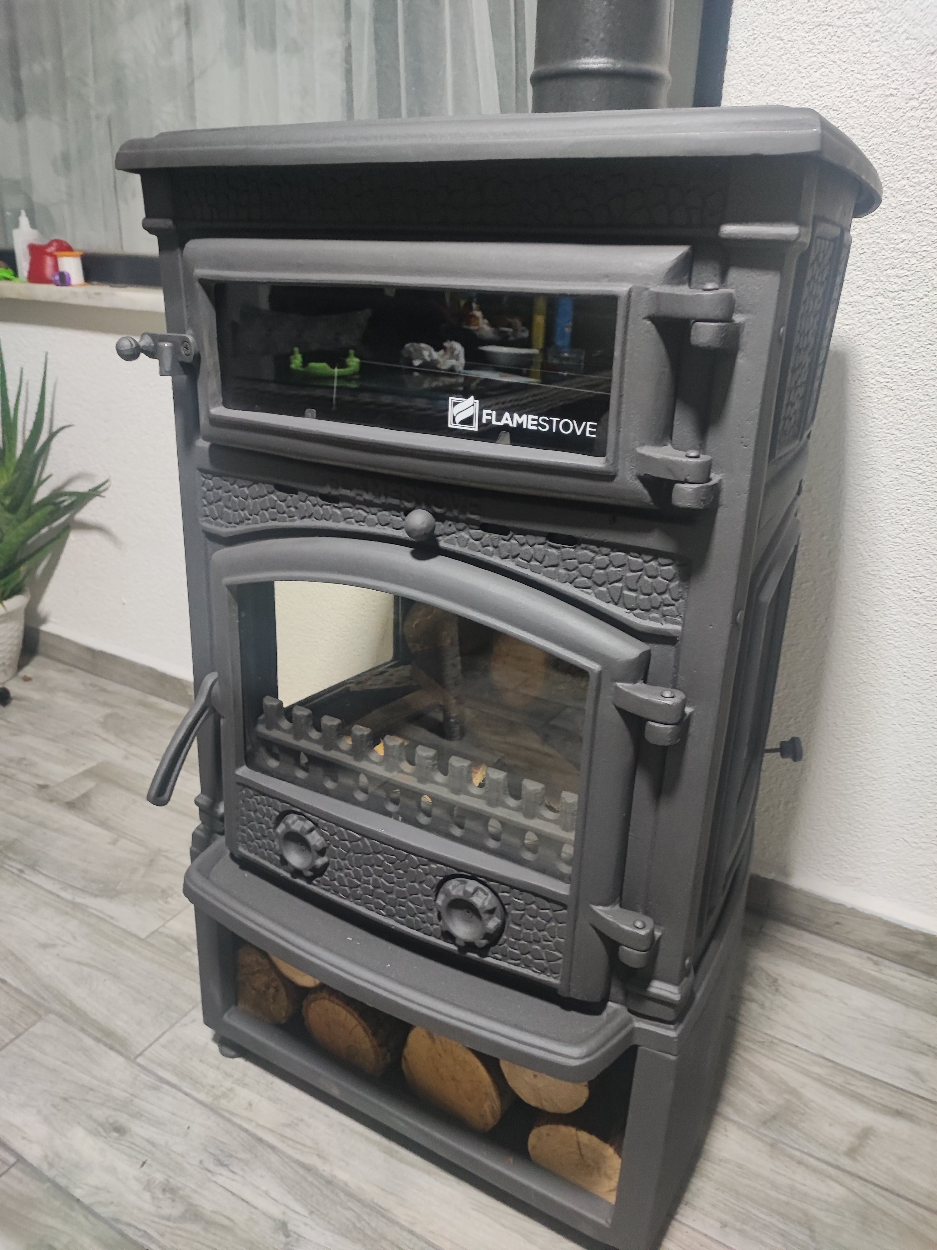 Sirius Maxi Style Fırınlı Odun Hazneli Döküm Soba FS-011ST