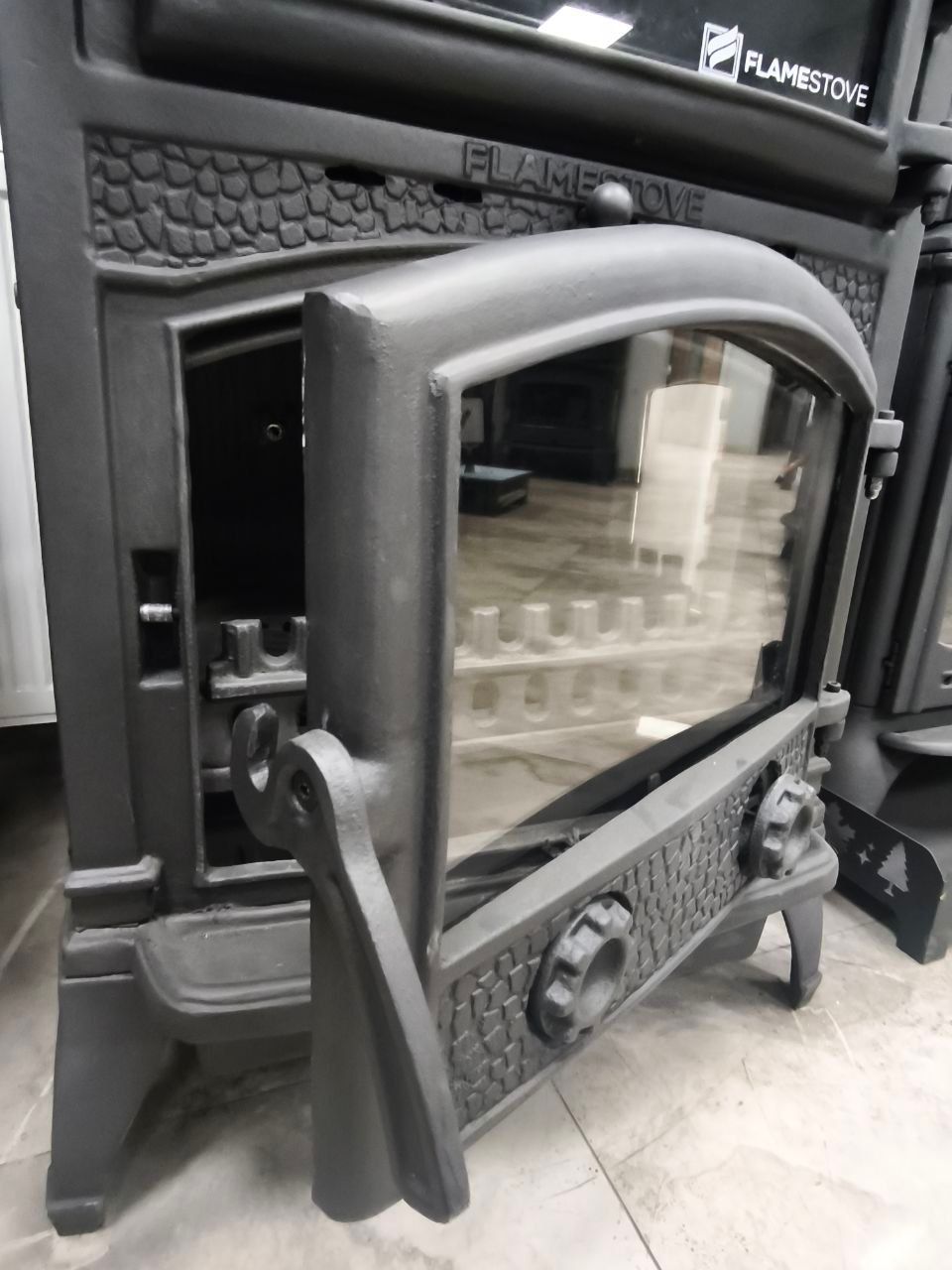 Flame Stove FS-11YK-AK – Sirius Maxi Yan Kapaklı Fırınlı Döküm Soba