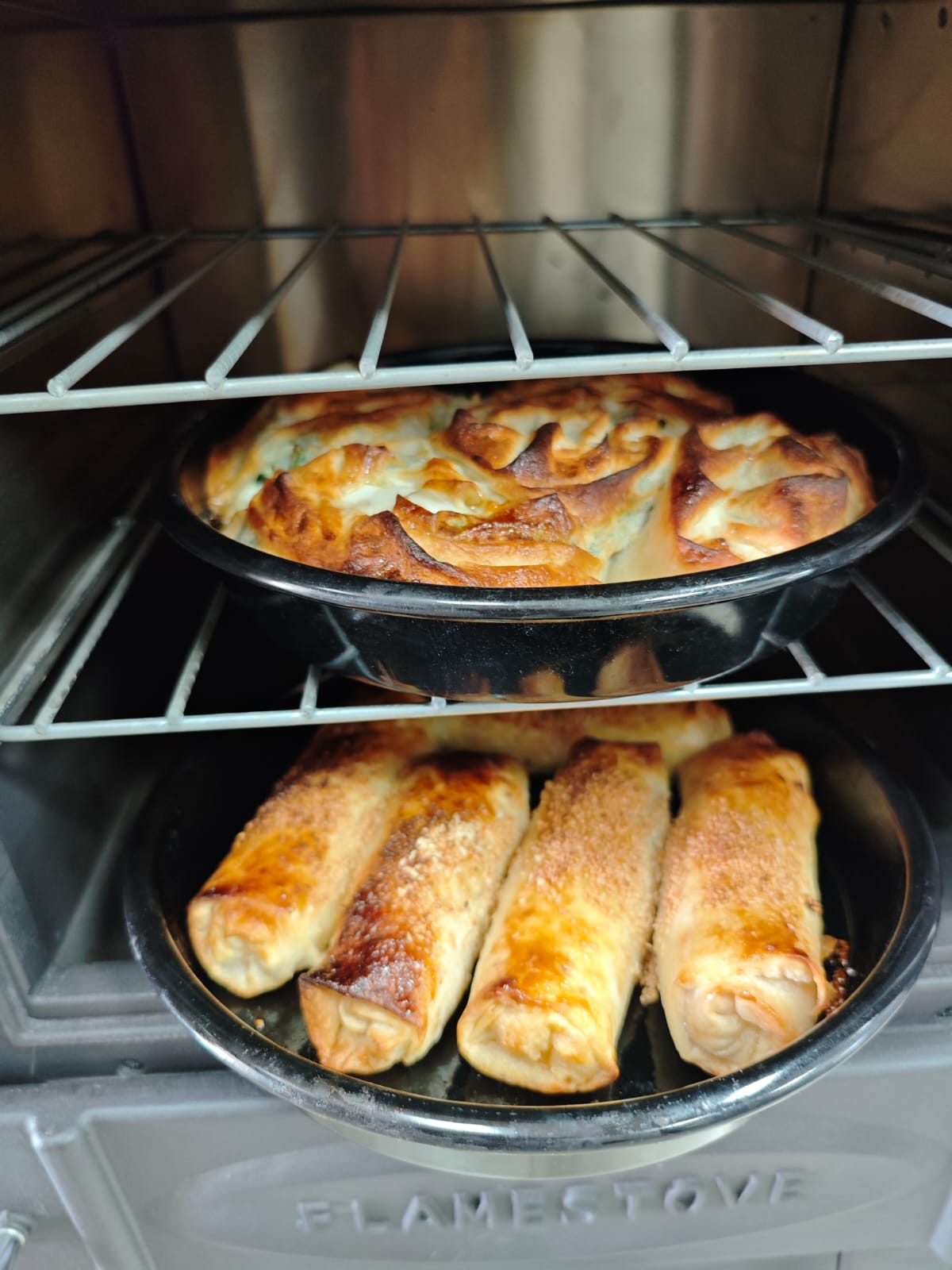 FS-066 Flame Stove Palmiye Döküm Kuzineli Soba: 3 Katlı Fırın, Yan Cam, 15kW Çift Yanmalı