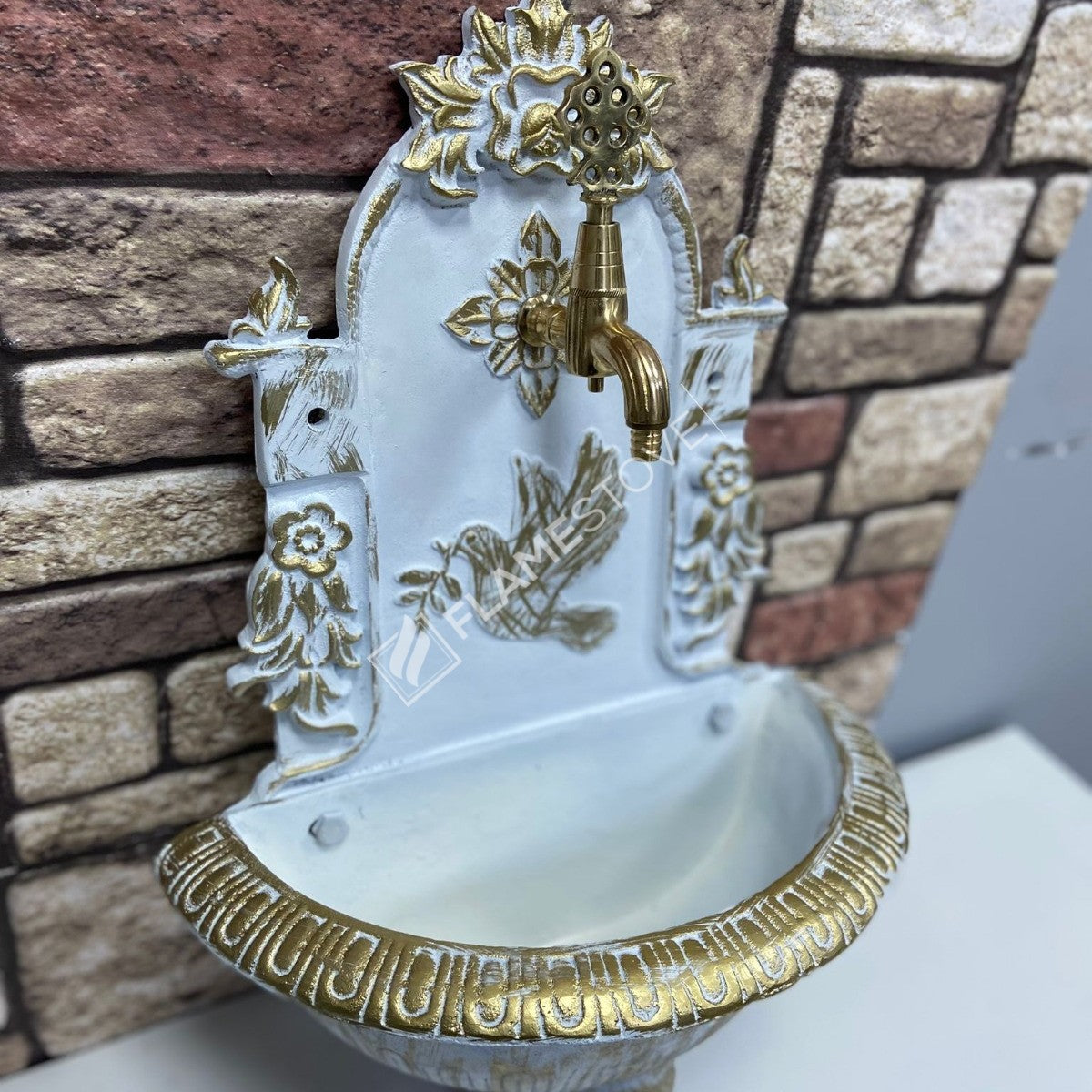 Kuş Desenli Beyaz Alüminyum Bahçe Çeşmesi, Pirinç Musluklu, Dayanıklı Dış Mekan