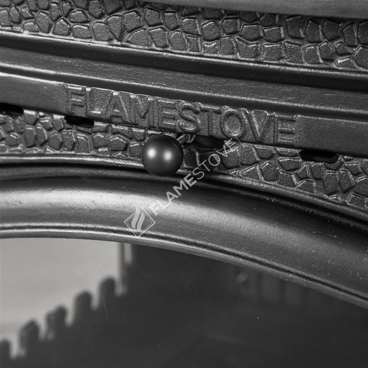 Sirius Ultra Yan Kapaklı Odun Hazneli Döküm Soba, Yüksek Verimli Isıtma Çözümü