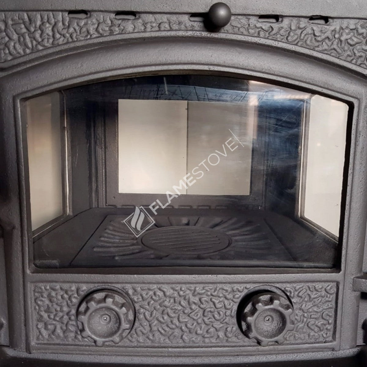 Sirius Maxi 4 Fırınlı Döküm Soba: Yüksek Verimli Odun Kömür Isıtıcı 15 kW