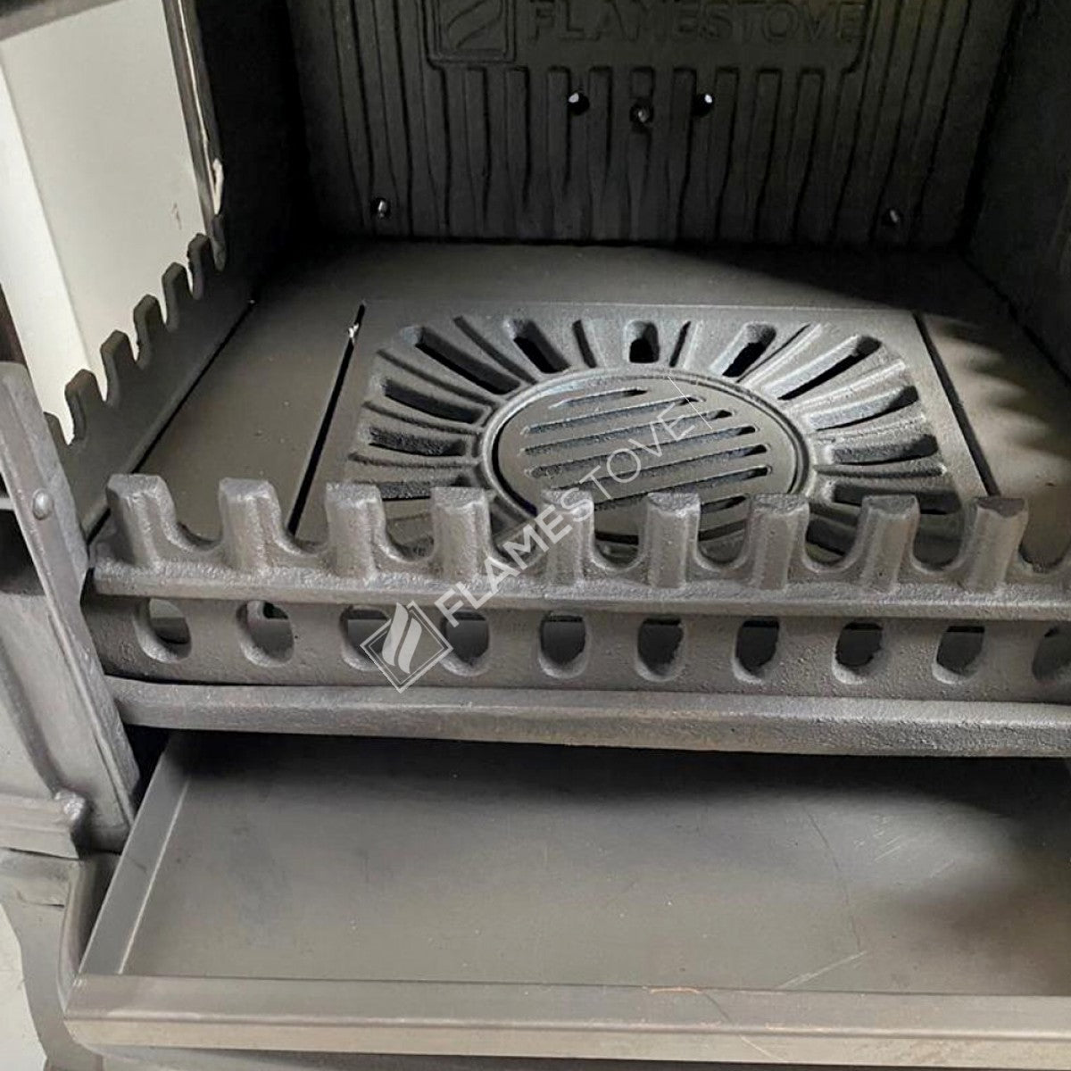 Yan Kapaklı Fırınlı Camlı Döküm Soba Yüksek Verimli Odun Kömür sobası