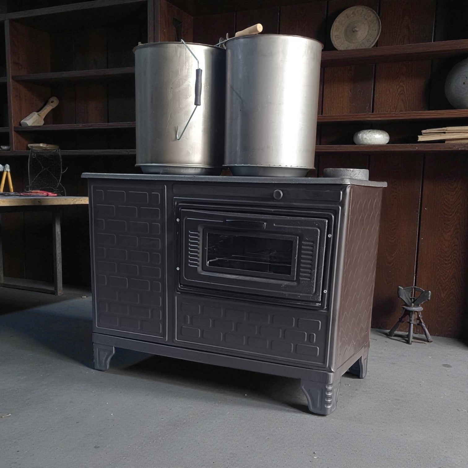 Kovalı Kuzine Soba – Geleneksel Odunlu Isıtma ve Pişirme Sobası